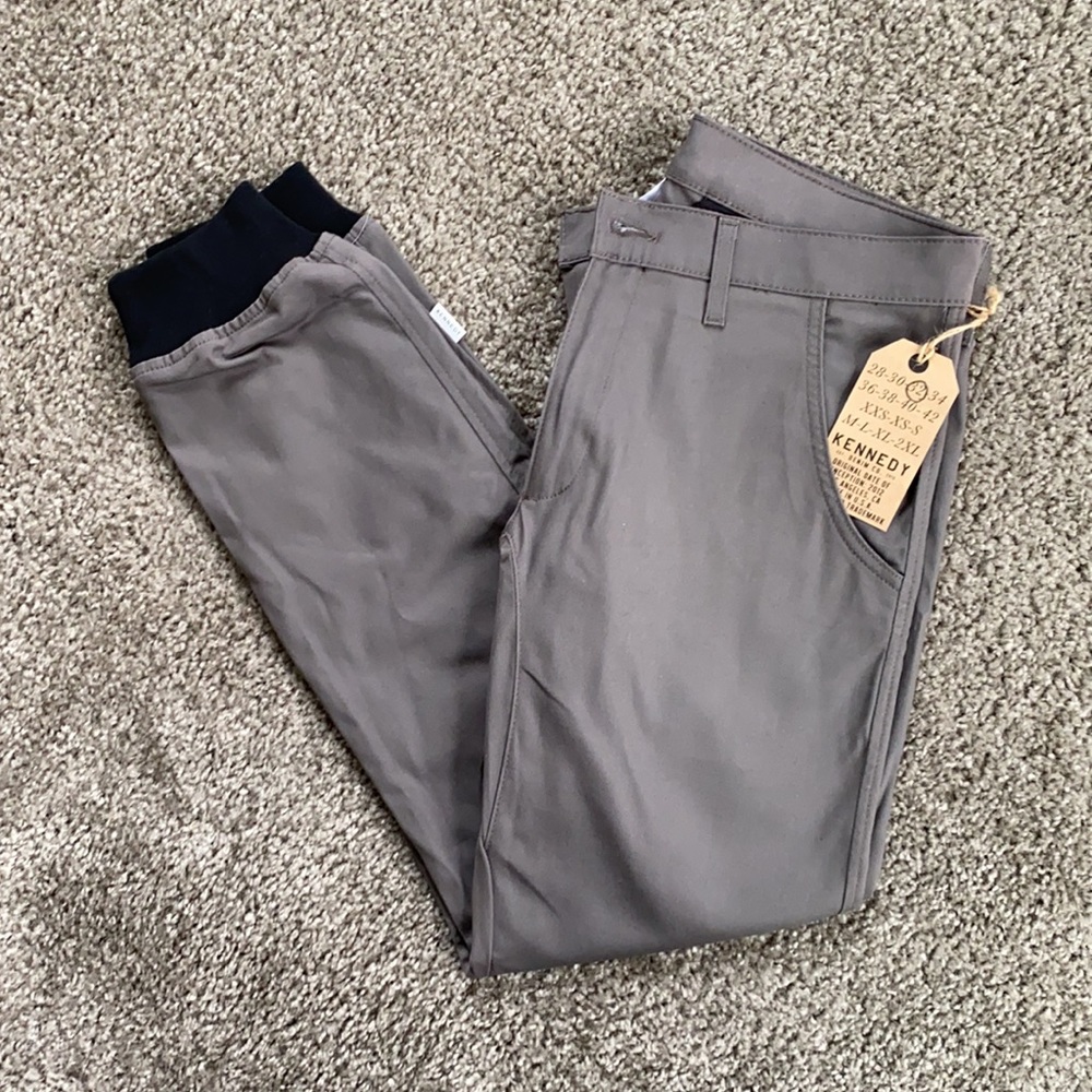 **NWT** Kennedy Weekend Joggers
